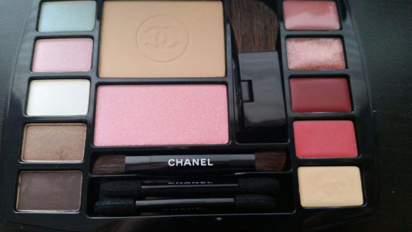 CHANEL Travel Makeup Palette ALTITUDE Makeup Essentials with Travel Mascara